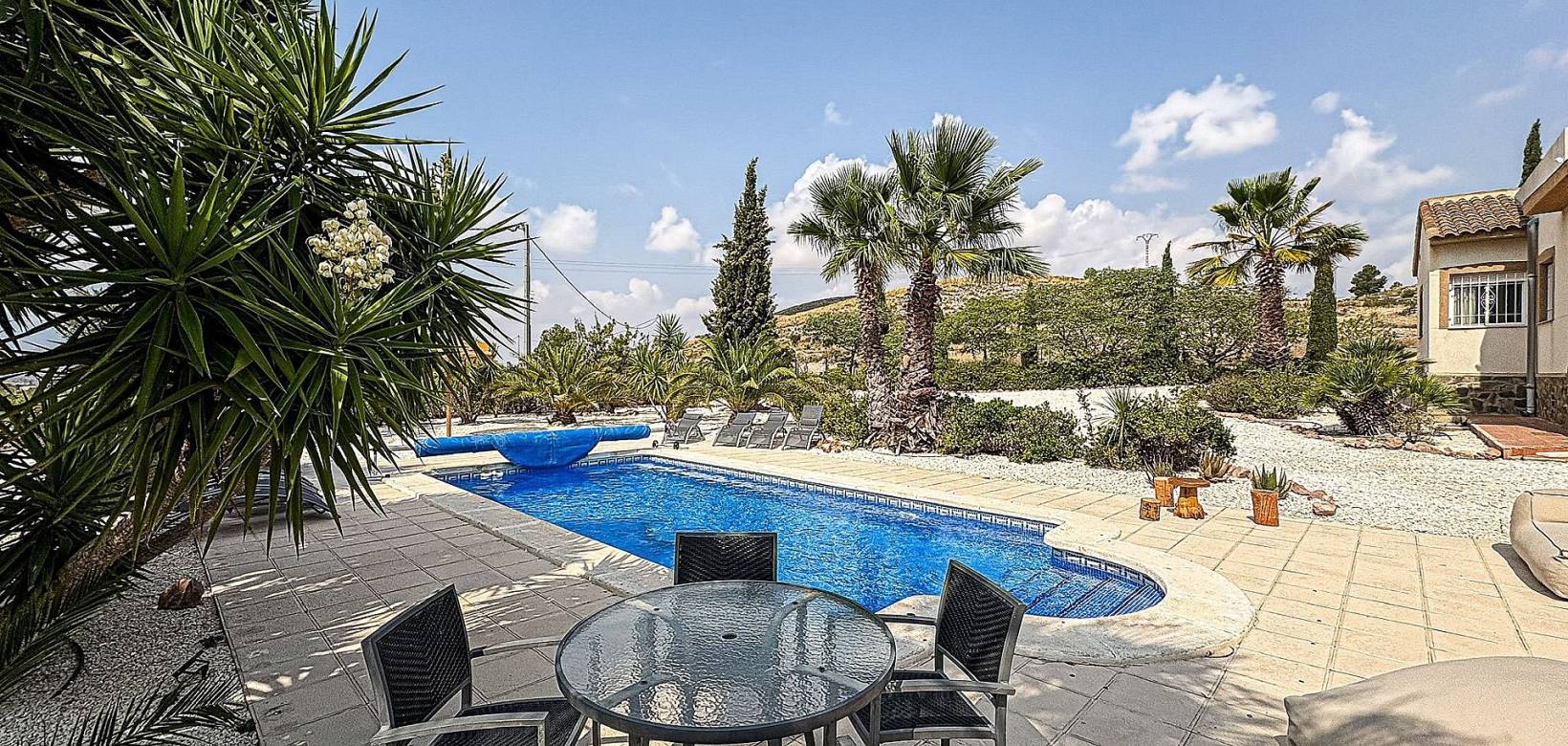 Resale - Villa - Pinoso