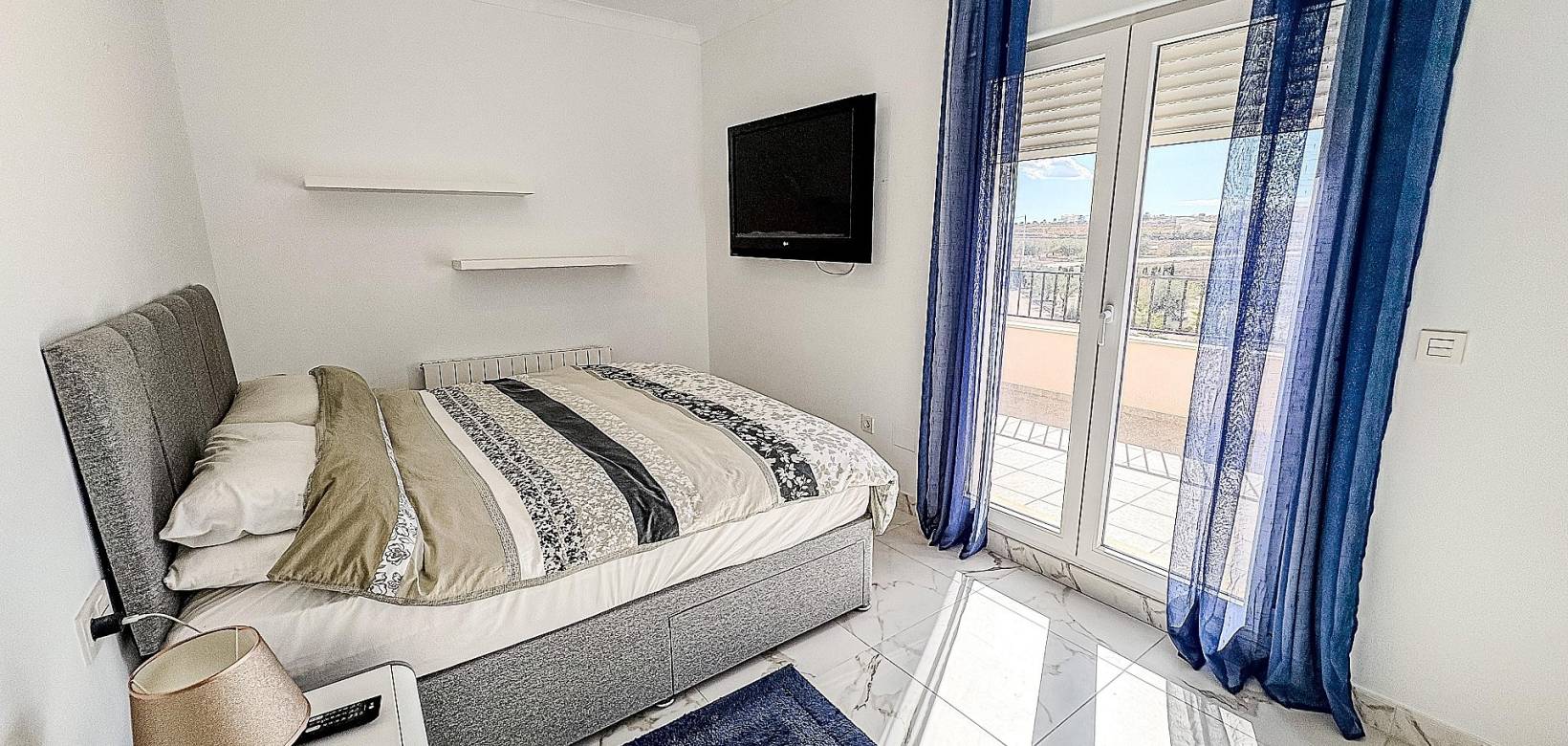 Resale - Villa - Pinoso