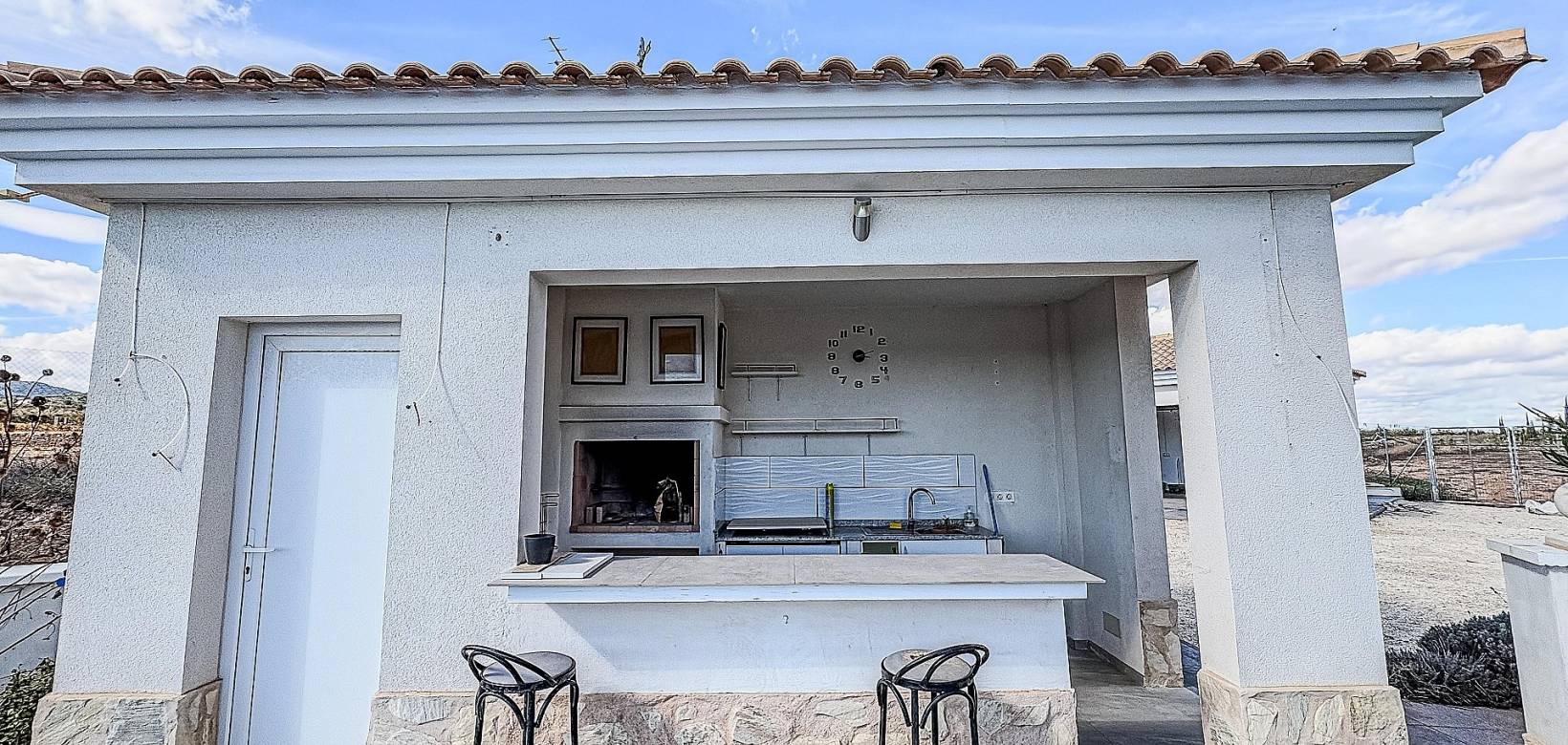 Resale - Villa - Pinoso