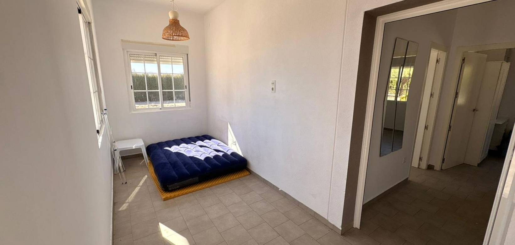 Resale - Villa - Pinoso