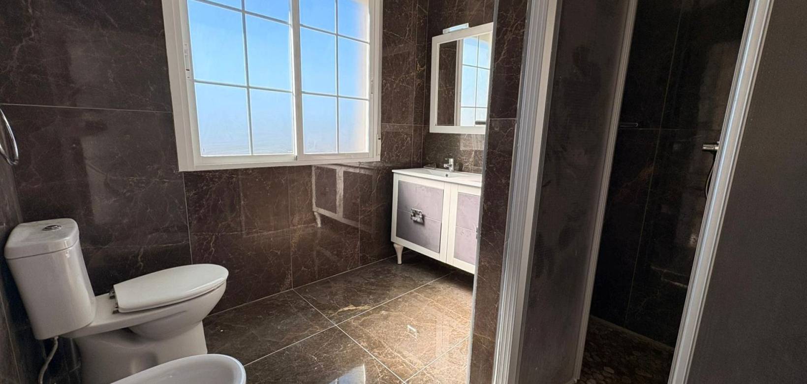 Resale - Villa - Pinoso