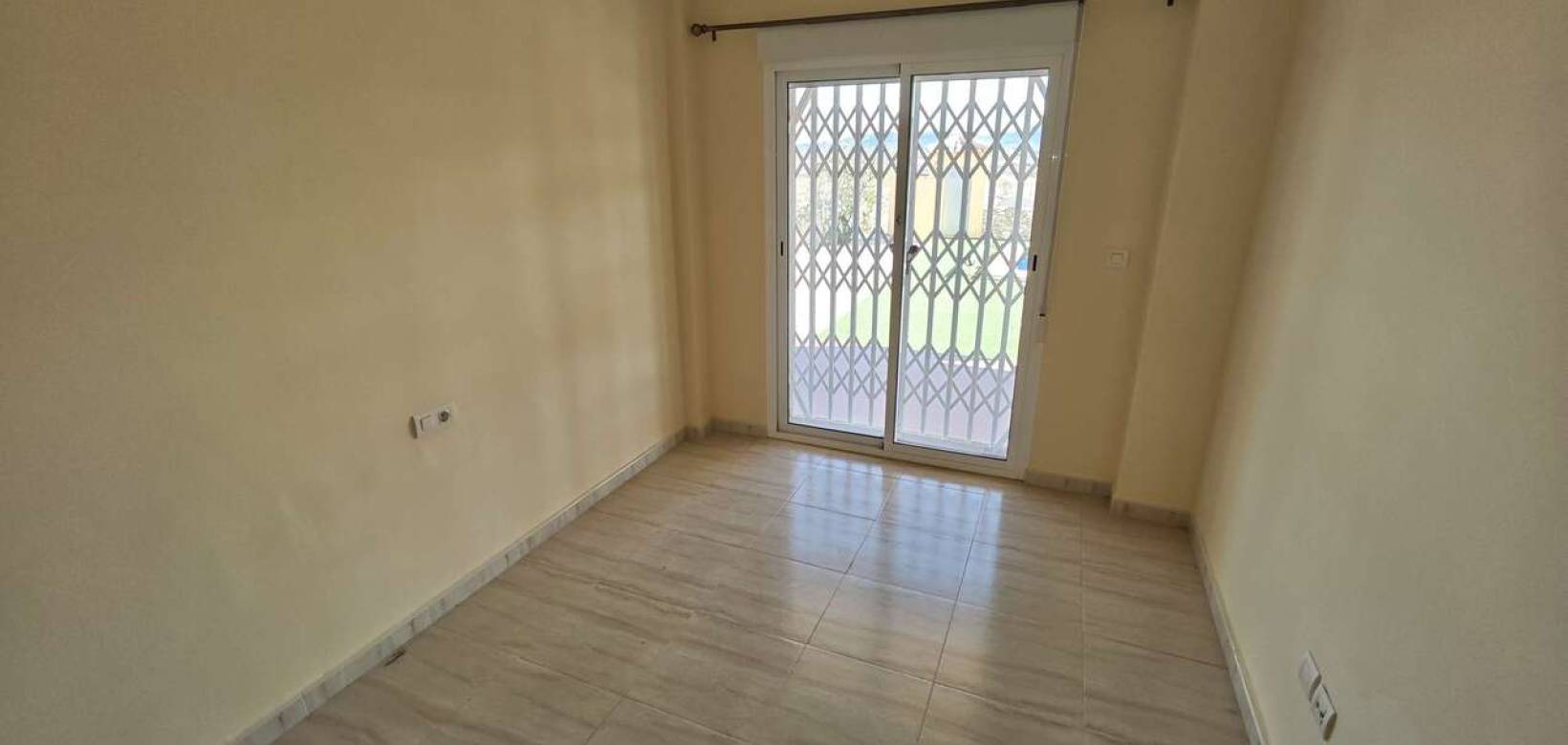 Resale - Villa - Pinoso