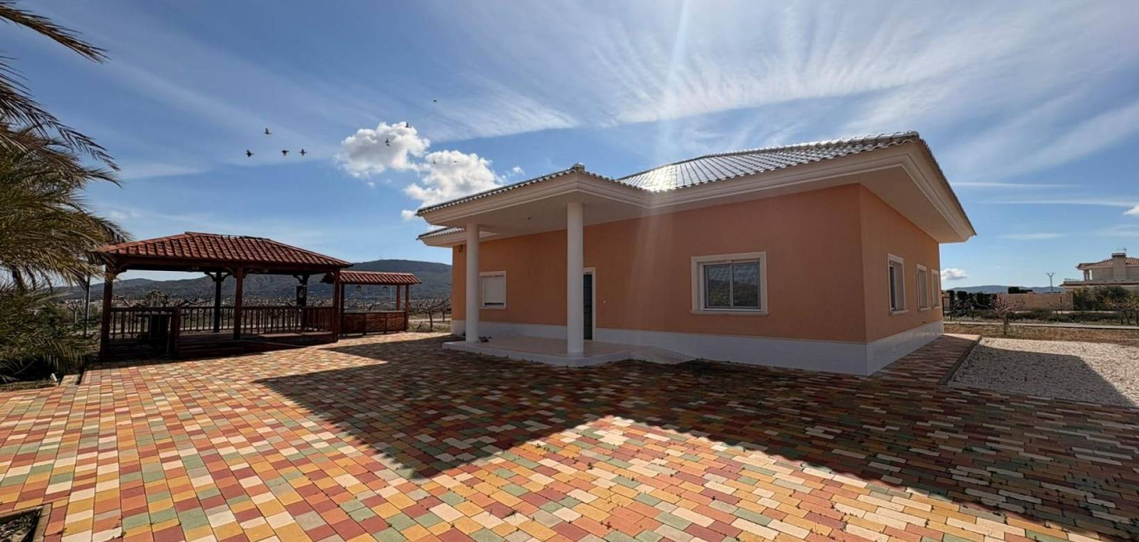 Resale - Villa - Pinoso