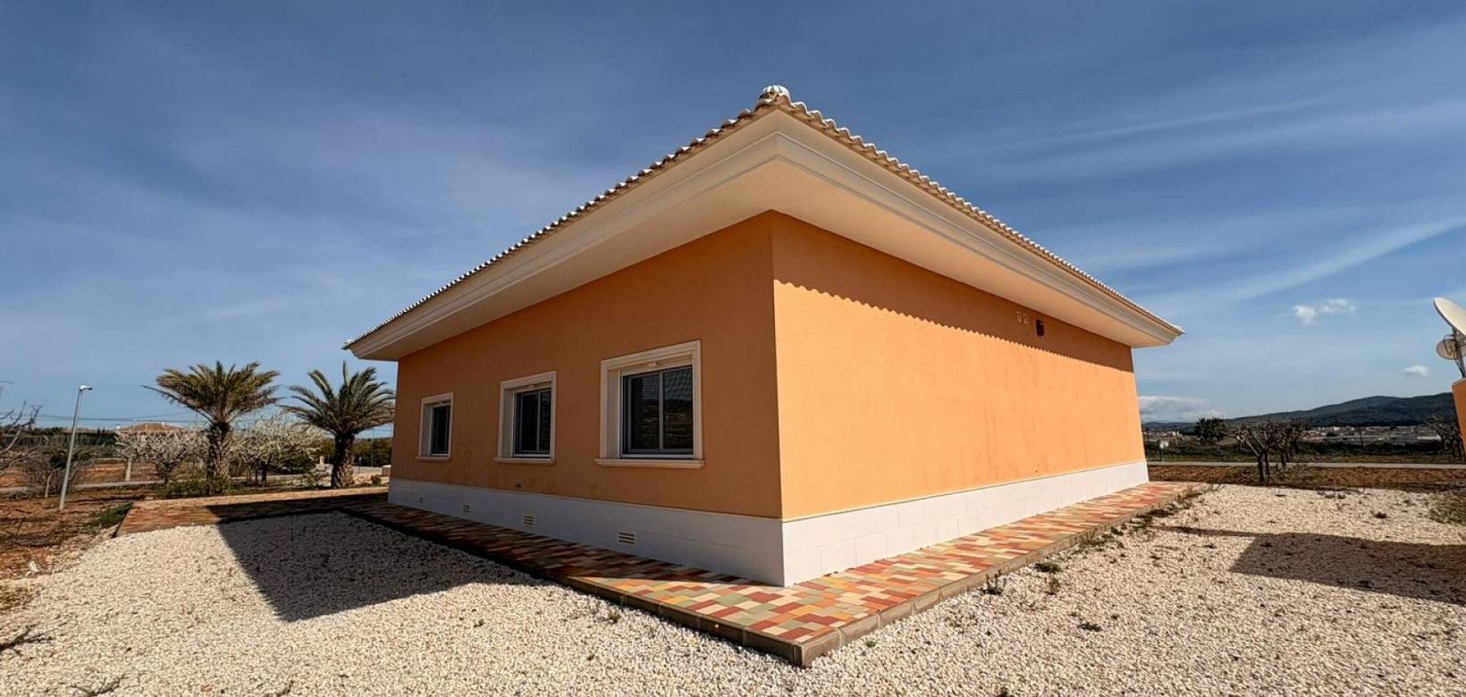 Resale - Villa - Pinoso