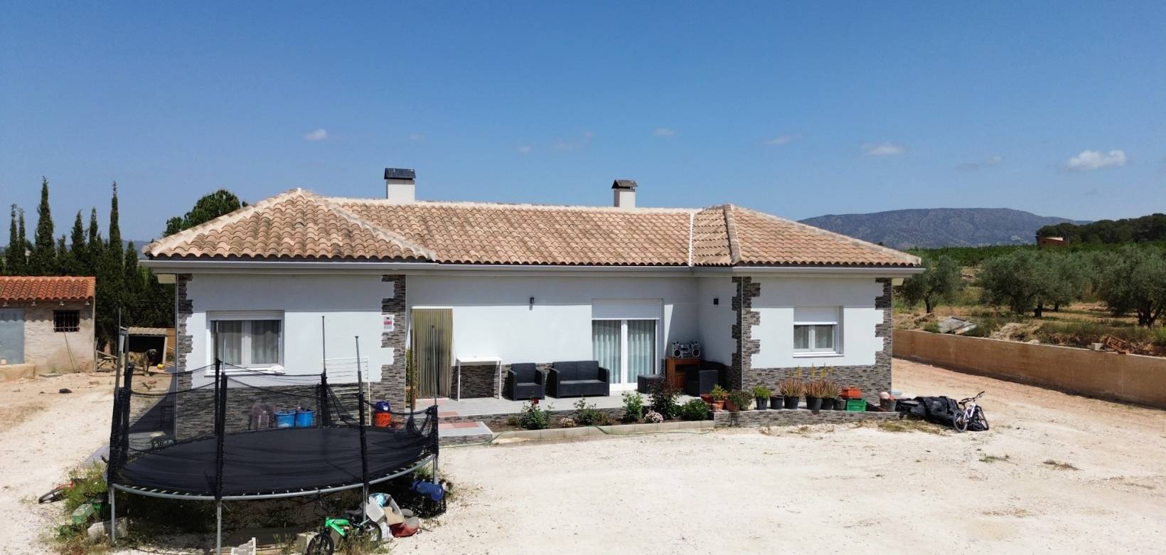 Resale - Villa - Pinoso