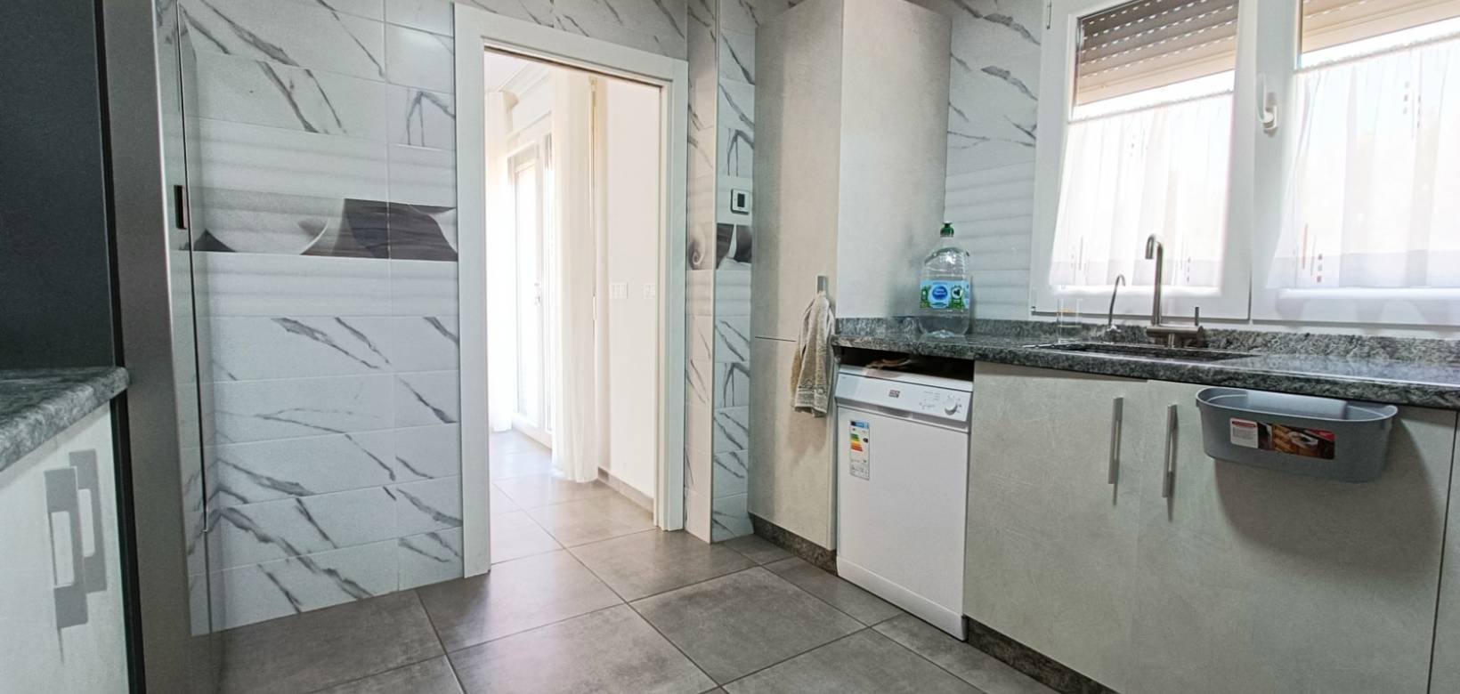 Resale - Villa - Pinoso