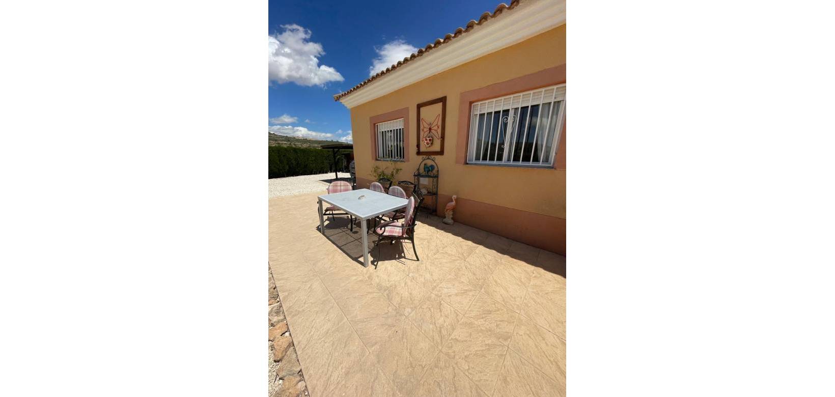 Resale - Villa - Pinoso