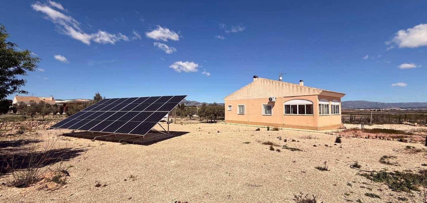 Resale - Villa - Pinoso