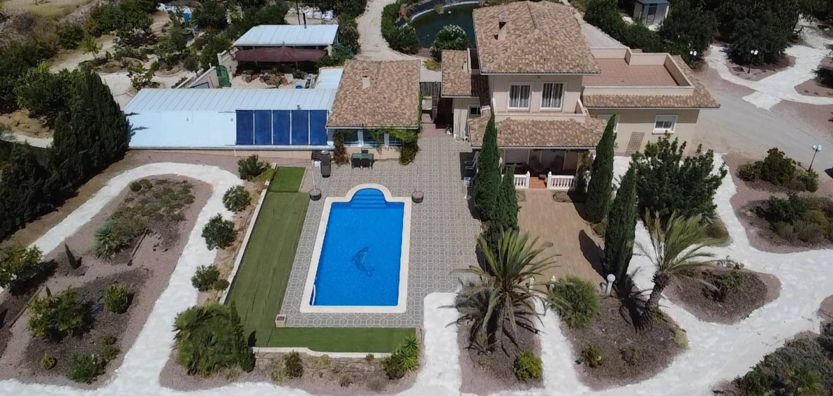 Resale - Villa - Pinoso