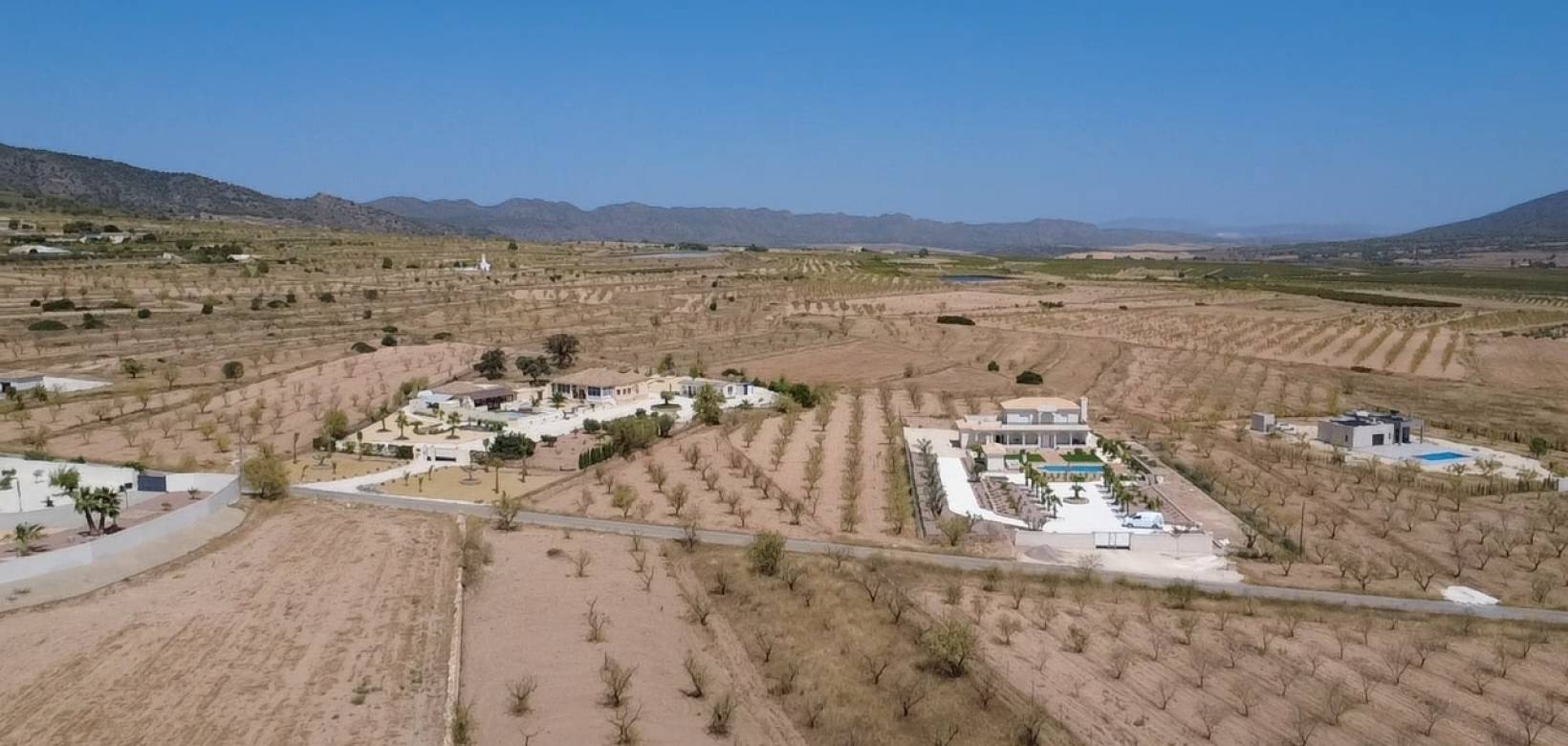 Resale - Villa - Pinoso