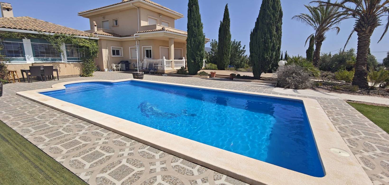 Resale - Villa - Pinoso