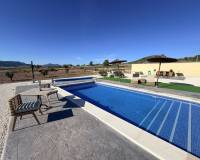 Resale - Villa - Pinoso