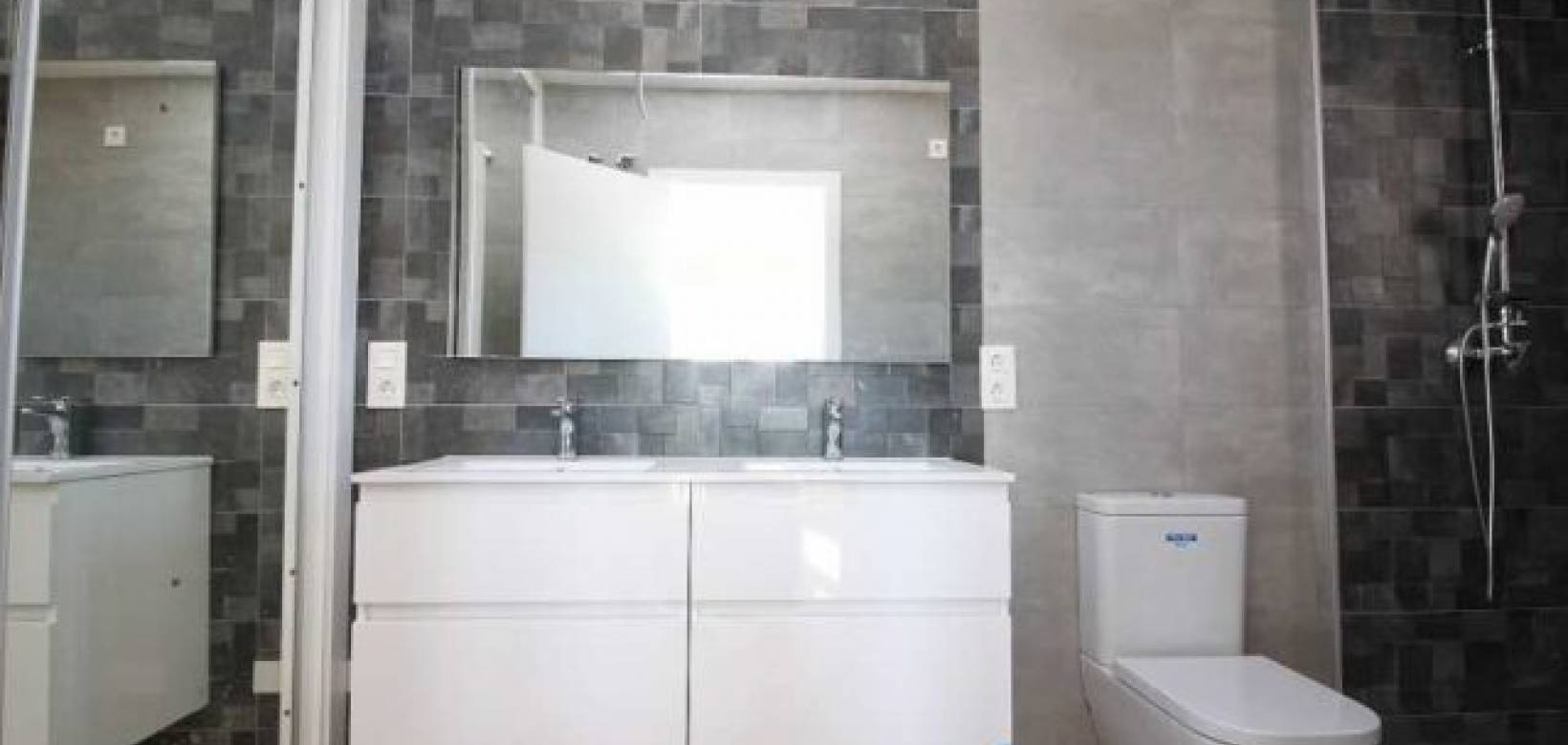 Resale - Villa - Pinoso