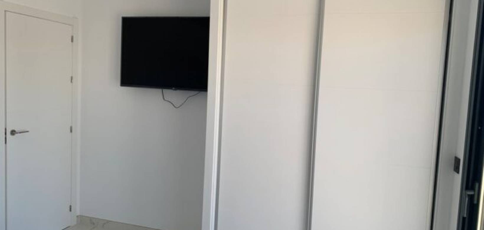 Resale - Villa - Pinoso