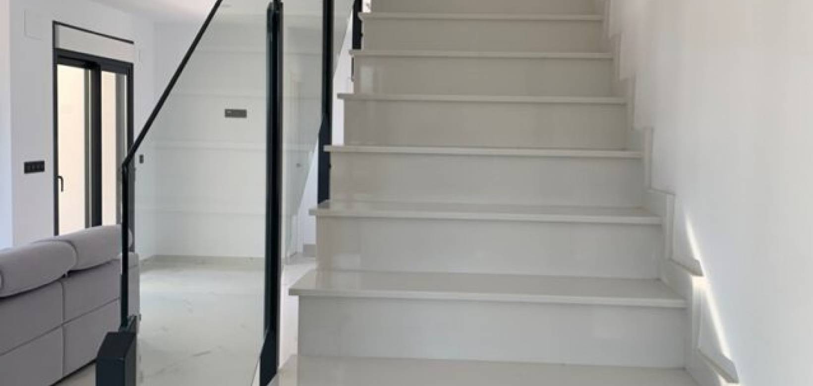 Resale - Villa - Pinoso