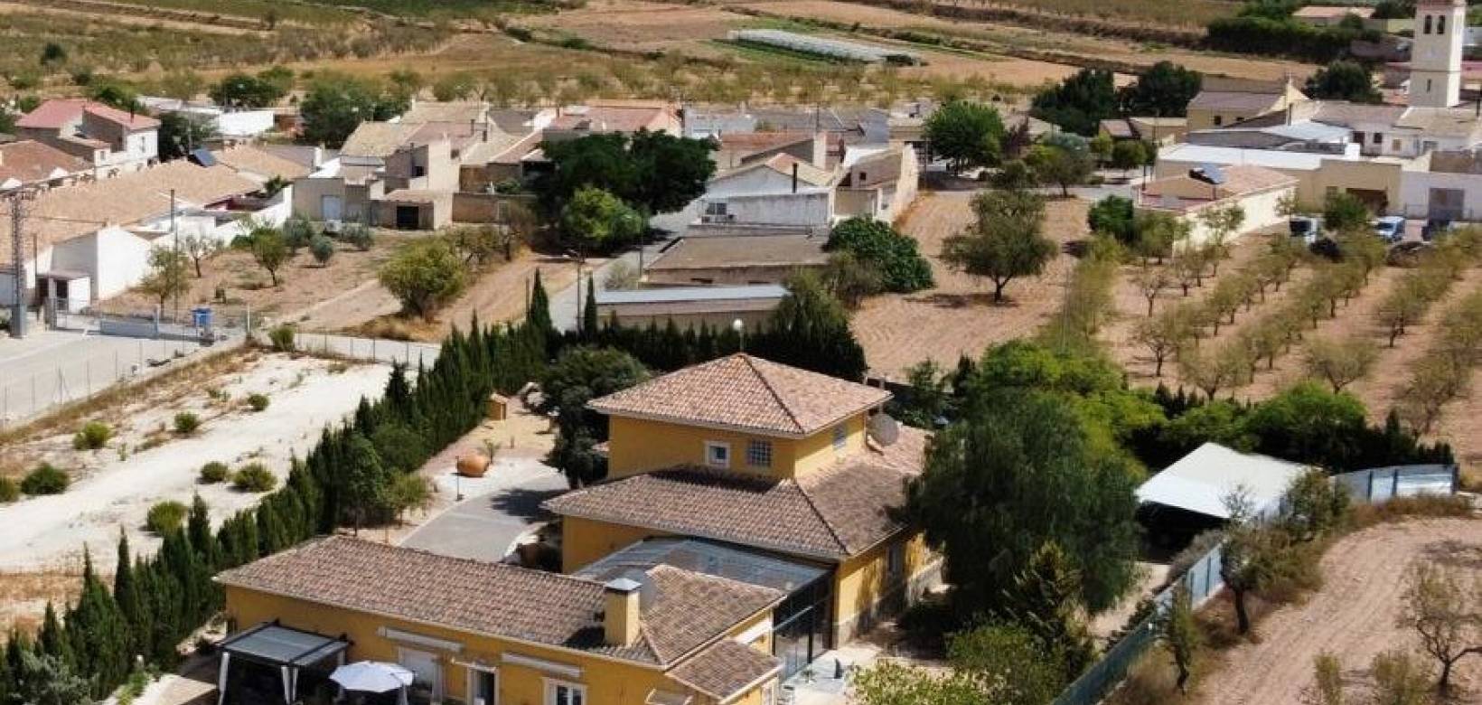 Resale - Villa - Pinoso