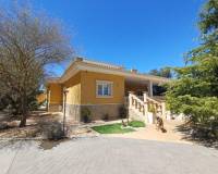 Resale - Villa - Pinoso