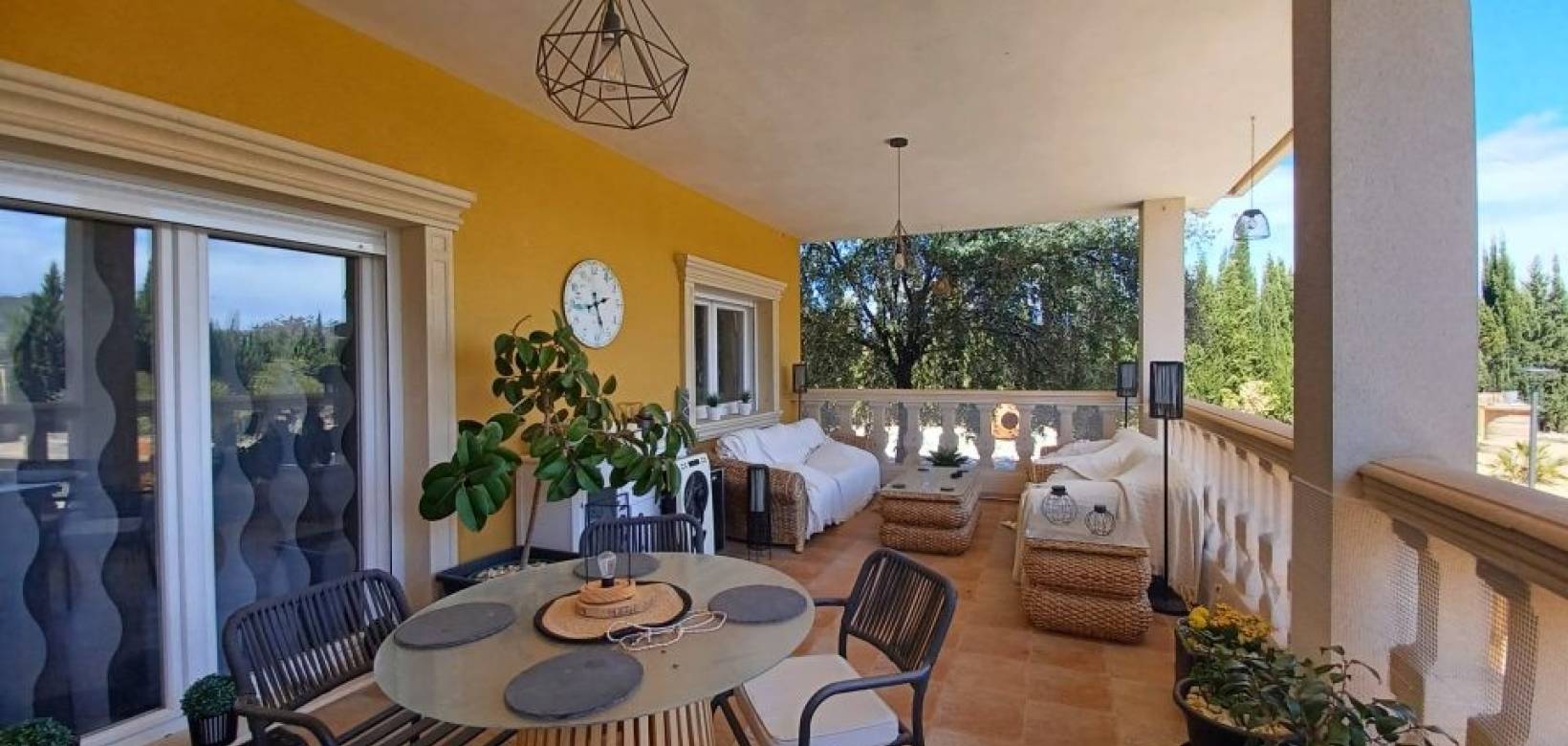 Resale - Villa - Pinoso