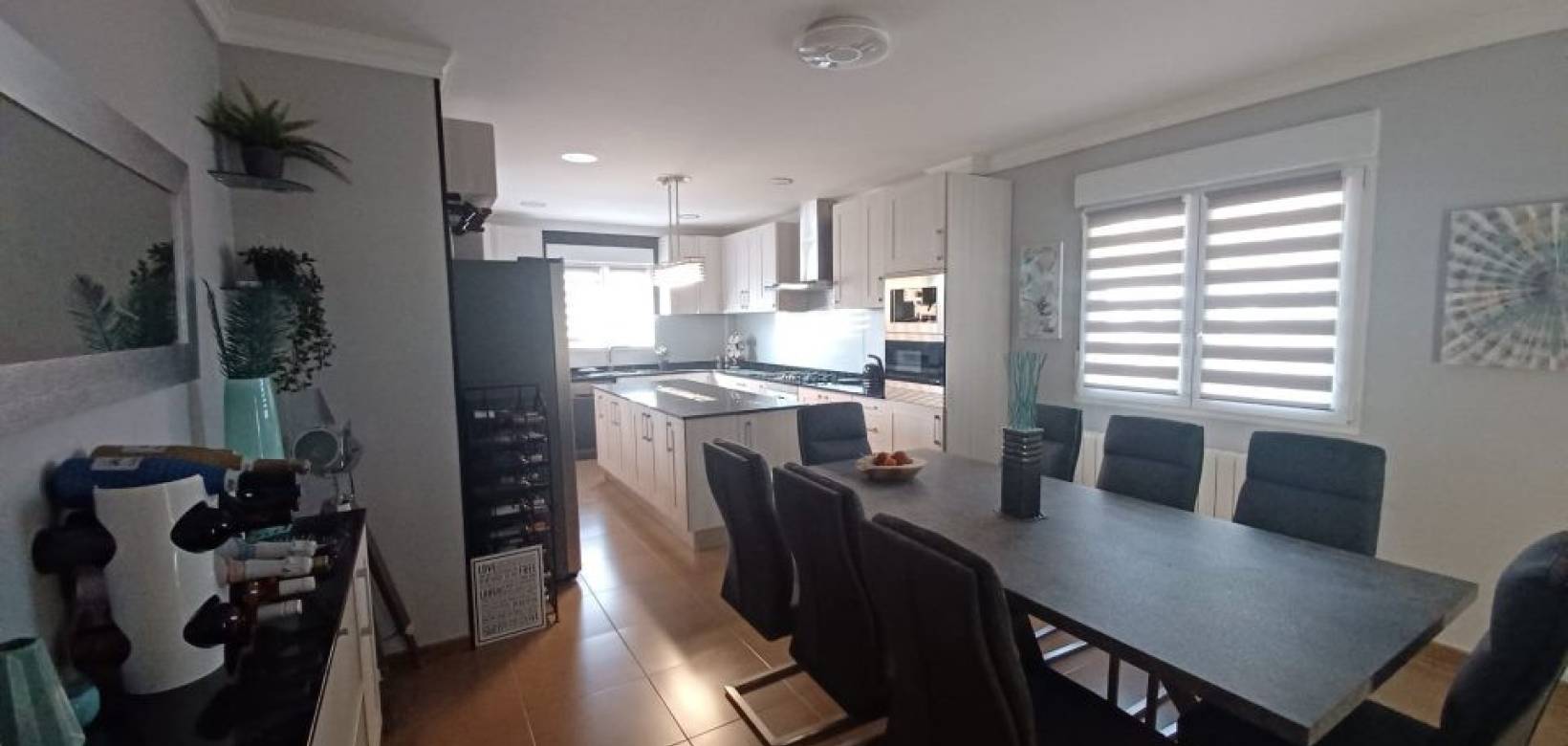 Resale - Villa - Pinoso