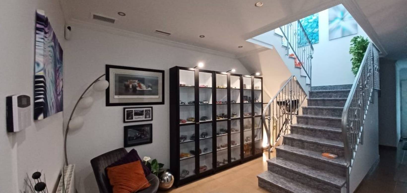 Resale - Villa - Pinoso