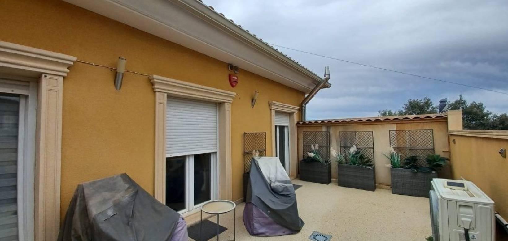 Resale - Villa - Pinoso