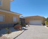 Resale - Villa - Pinoso