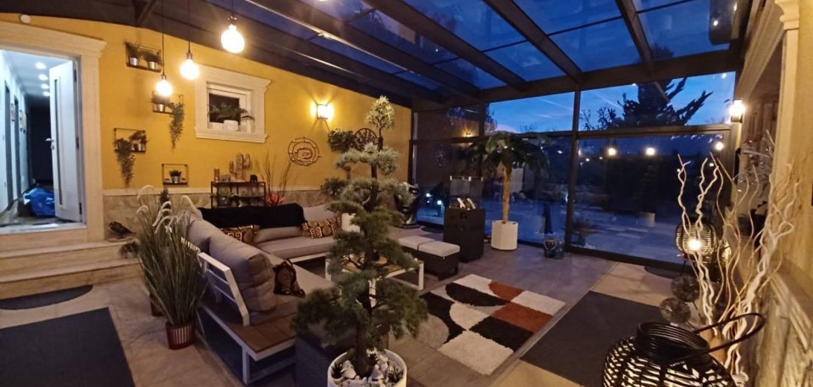 Resale - Villa - Pinoso