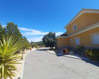 Resale - Villa - Pinoso