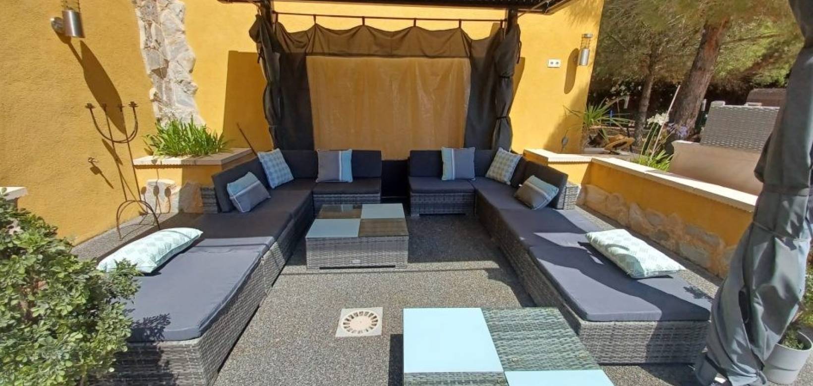 Resale - Villa - Pinoso