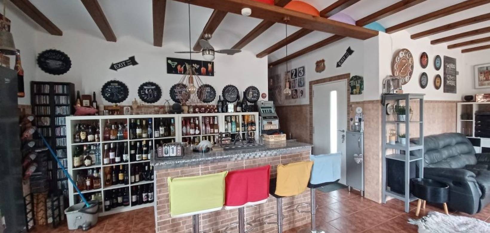 Resale - Villa - Pinoso