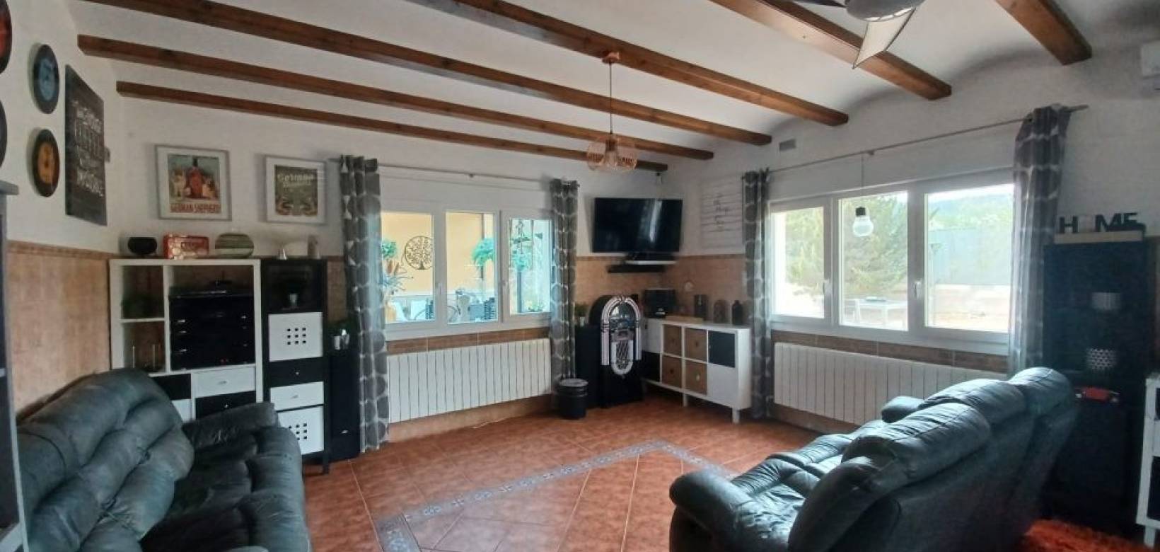 Resale - Villa - Pinoso