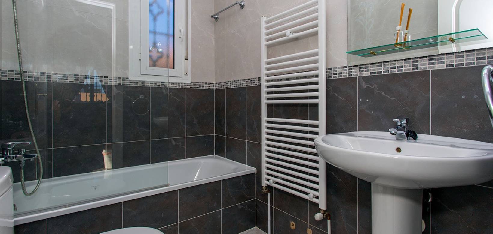 Resale - Villa - Rojales - Pueblo