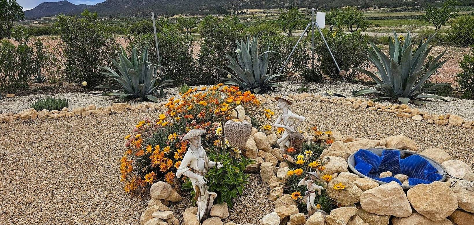 Resale - Villa - Salinas