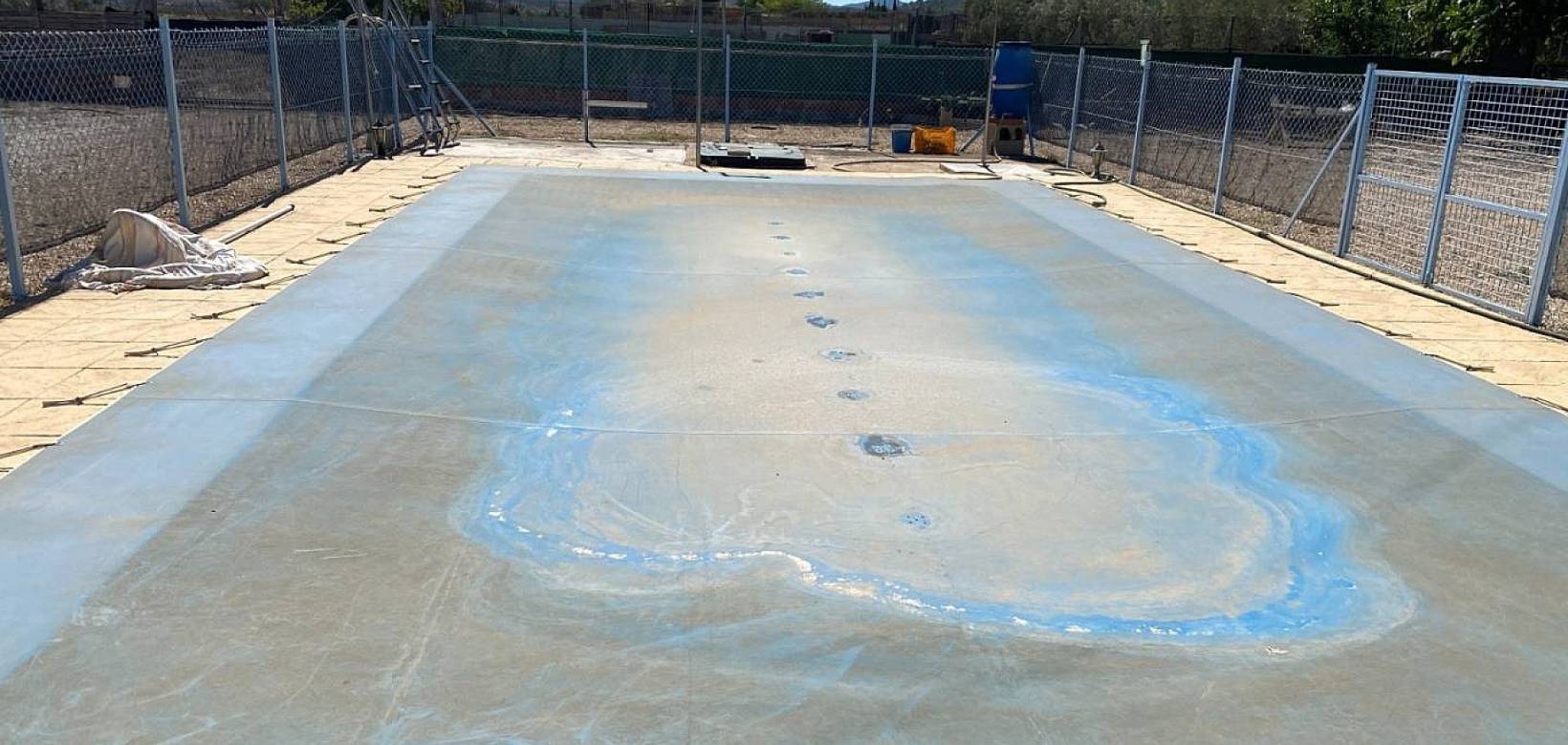 Resale - Villa - Salinas