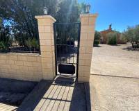 Resale - Villa - Salinas