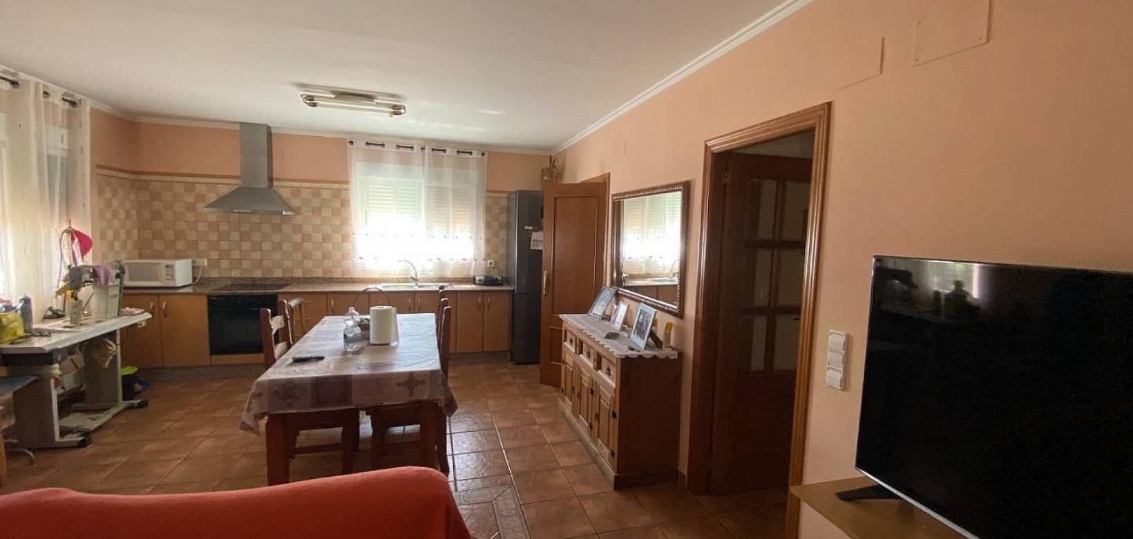 Resale - Villa - Salinas