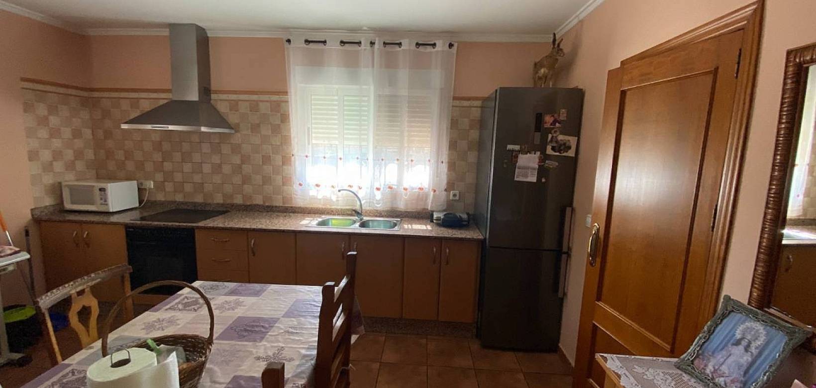 Resale - Villa - Salinas