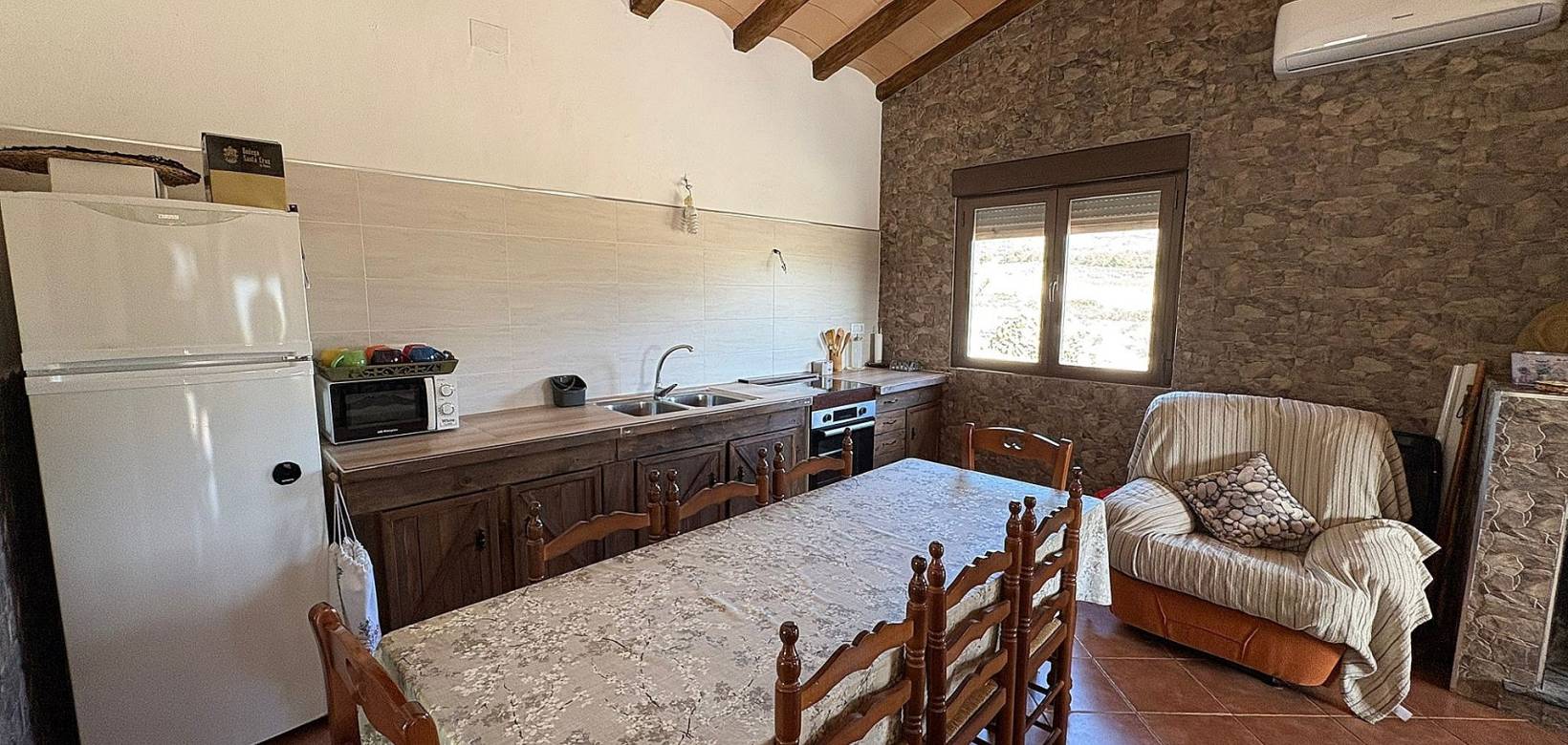 Resale - Villa - Sax