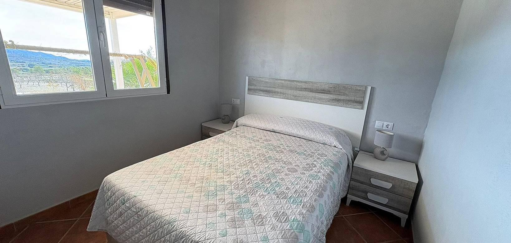 Resale - Villa - Sax