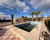 Resale - Villa - Sax