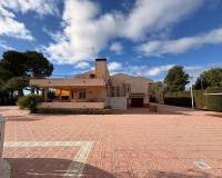 Resale - Villa - Sax