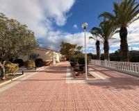 Resale - Villa - Sax