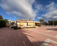 Resale - Villa - Sax