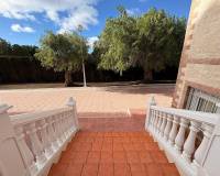 Resale - Villa - Sax