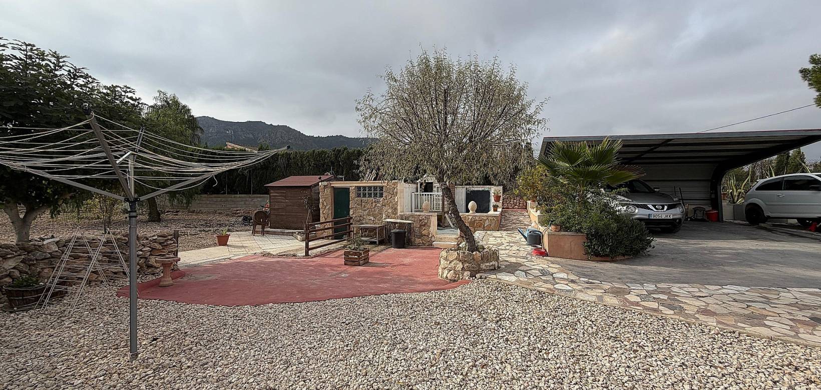 Resale - Villa - Sax