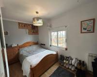 Resale - Villa - Sax