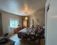 Resale - Villa - Sax
