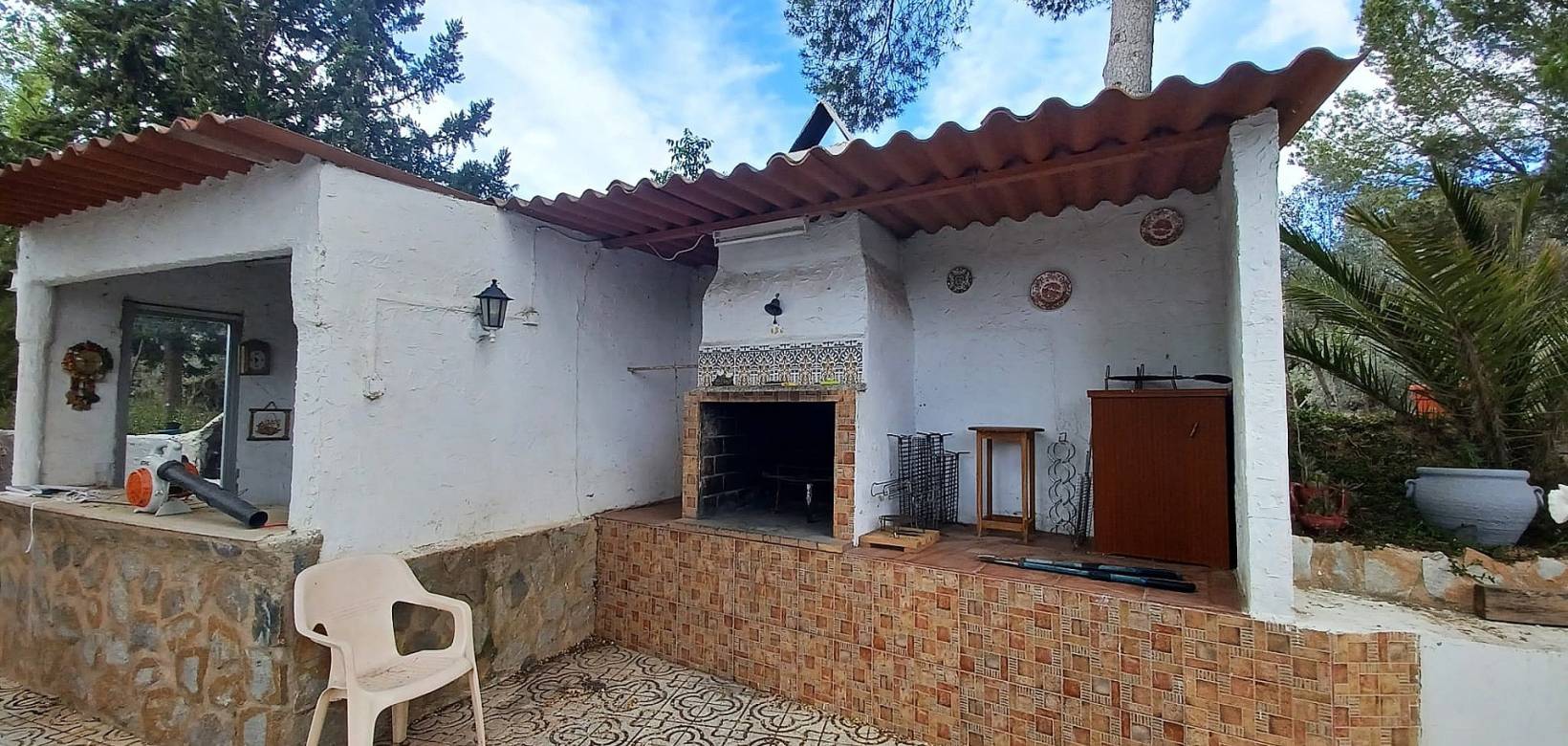 Resale - Villa - Sax