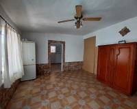 Resale - Villa - Sax