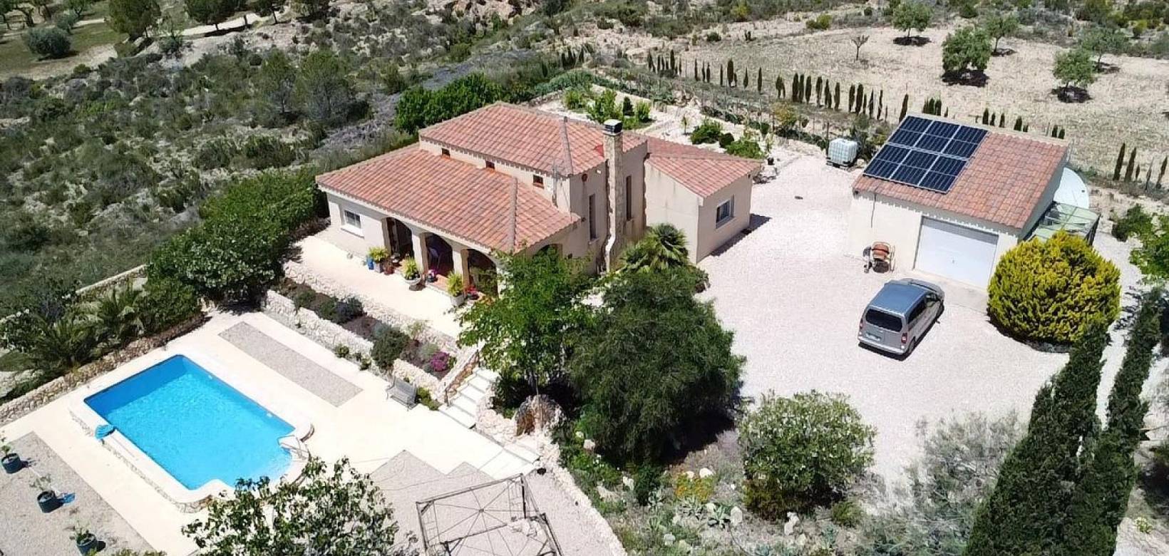 Resale - Villa - Sax